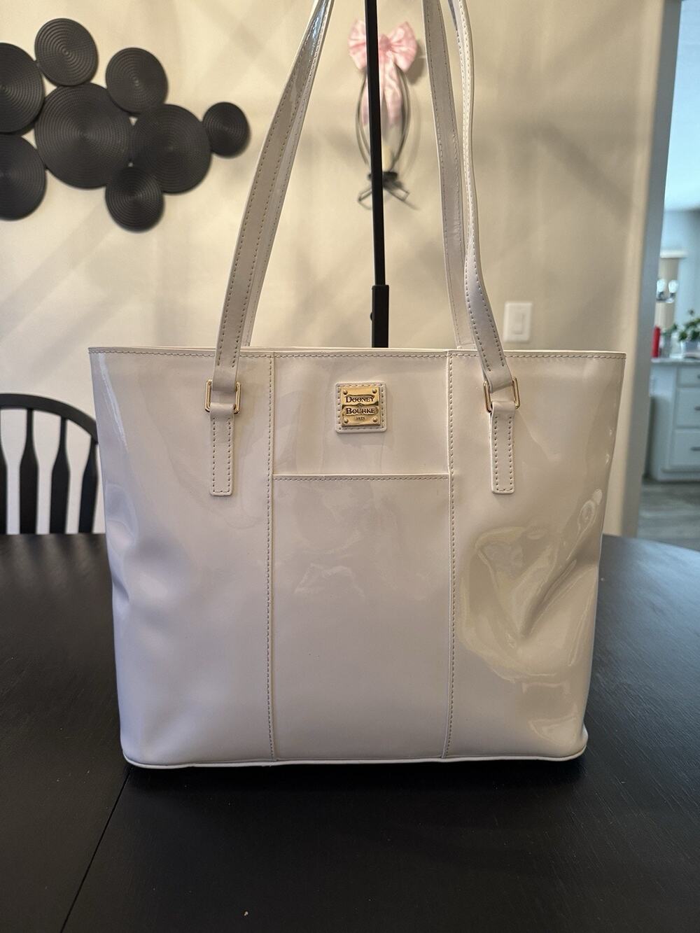 Dooney & Bourke Lexington Shopper Tote Bag In White Patent Leather W/ Dust Bag